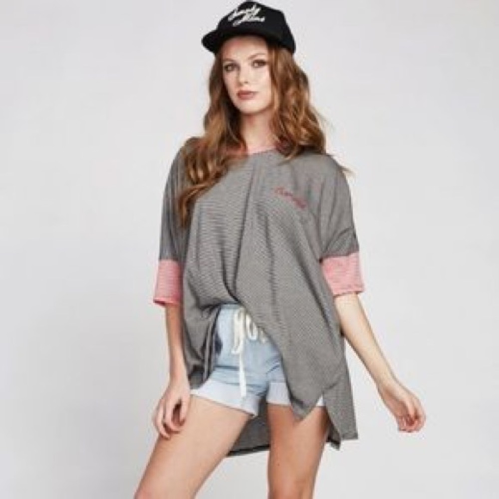 Wild fox overslept Striped sleep tee